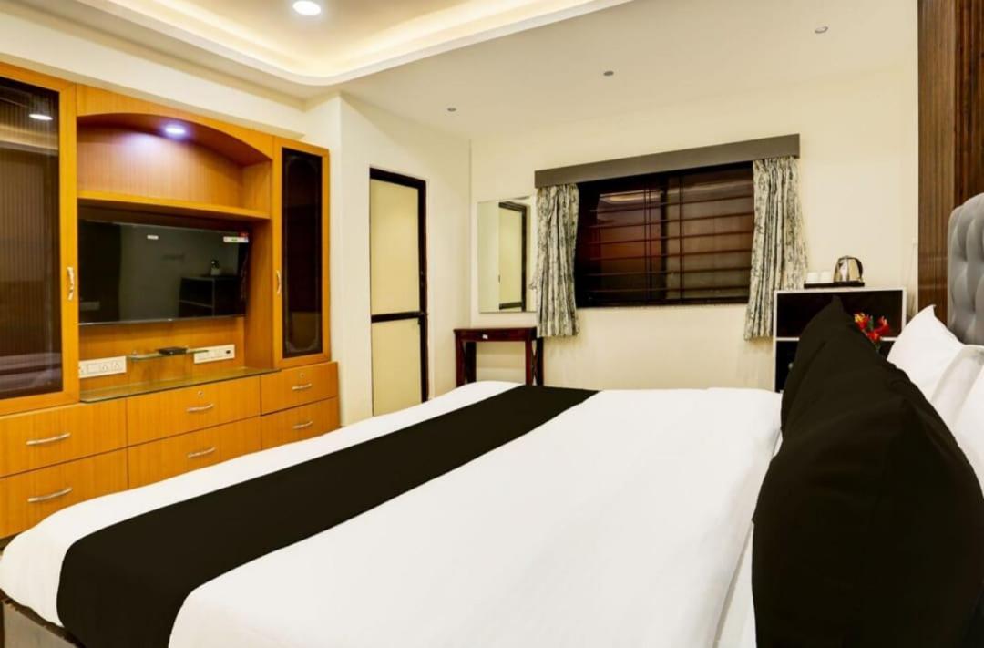 Holiday Out Hotel Τζοντχπούρ Εξωτερικό φωτογραφία